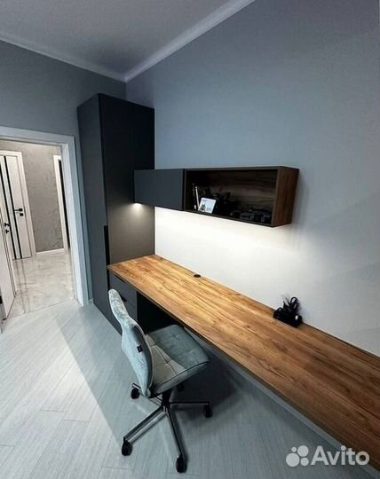 Шкаф распашной с рабочей зоной