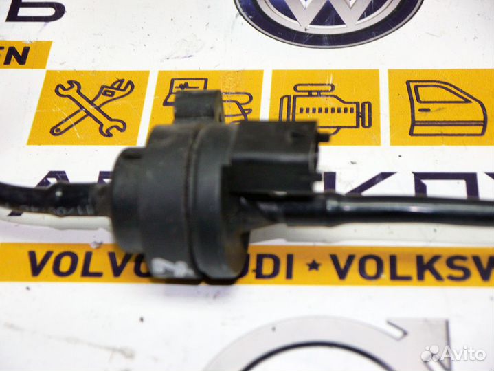 Клапан вентиляции топливного бака Вольво C30 S40-2