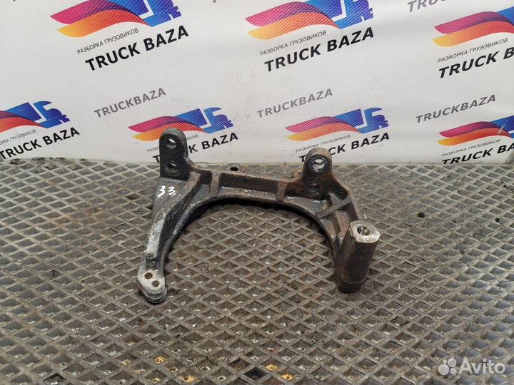 Кронштейн генератора