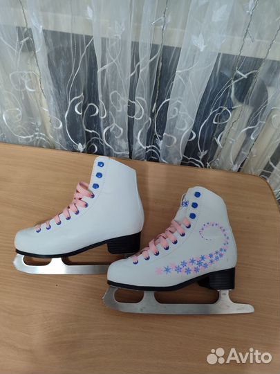 Коньки фигурные