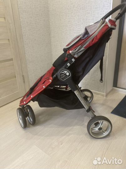 Прогулочная коляска Baby jogger city mini