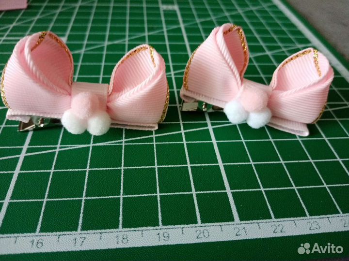 Бантики и заколочки ручной работы