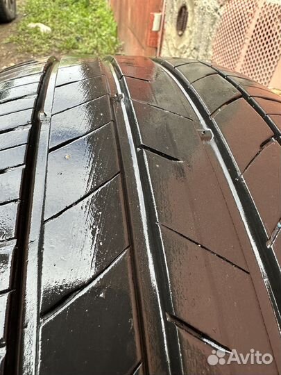 Kumho Ecsta HS52 235/55 R17 103W