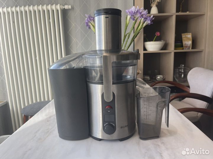 Соковыжималка Bork s700