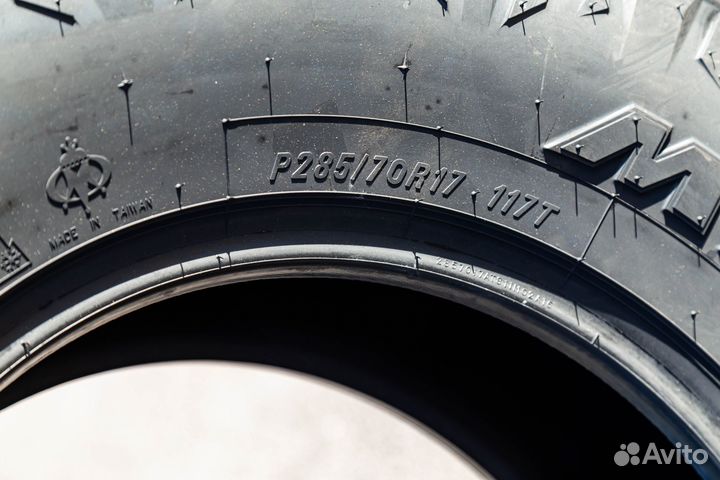 Maxxis AT-811 Razr AT 285/70 R17 117T