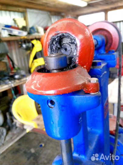 Сверлильный станок