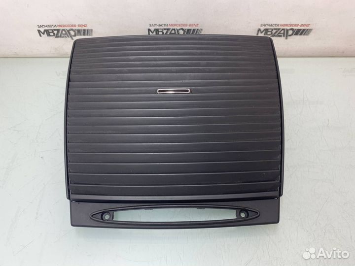 Крышка приборной пенели Maybach w240