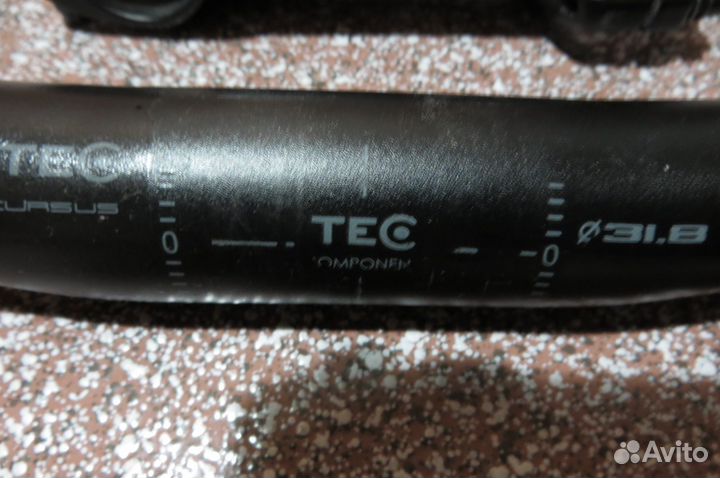 Руль (700 мм.) и вынос (100 мм.), 31,8 мм