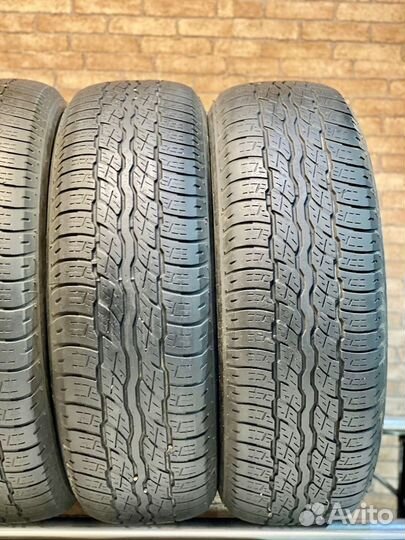 Bridgestone Dueler H/T 687 225/65 R17