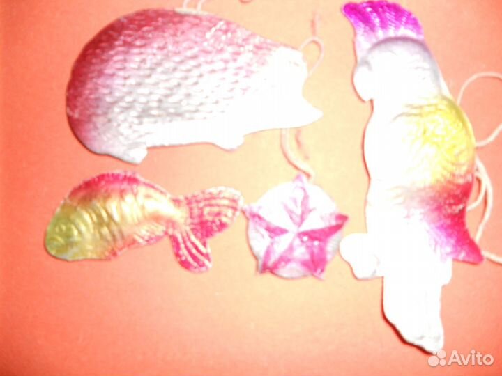 Новогодние игрушки