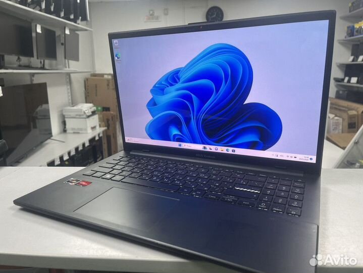 Ноутбук asus Vivobook Go 15 oled E1504FA-L1660 чер