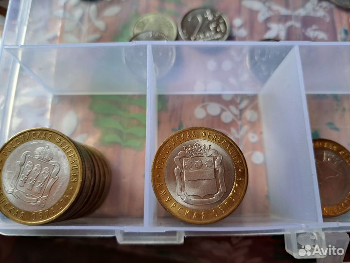Юбилейные монеты биметаллические