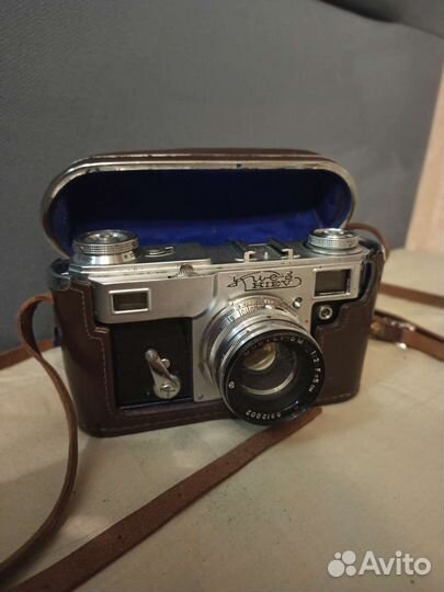 Плёночный фотоаппарат