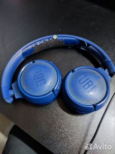 На запчасти Беспроводные наушники JBL tune 560bt