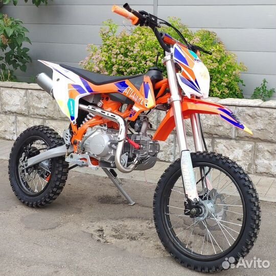 Мотоцикл Avantis KT-125 basic 17/14