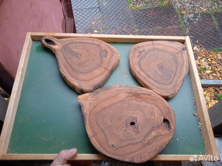 Спилы и слэбы дерева