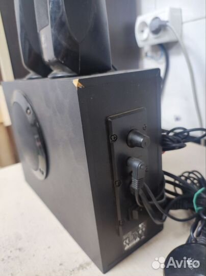 Logitech акустика