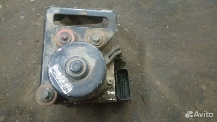 Блок ABS Фольксваген Поло 3