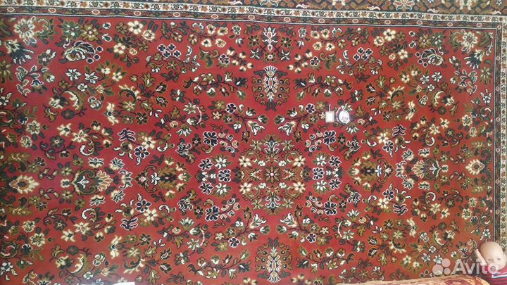 Ковер шерстяной