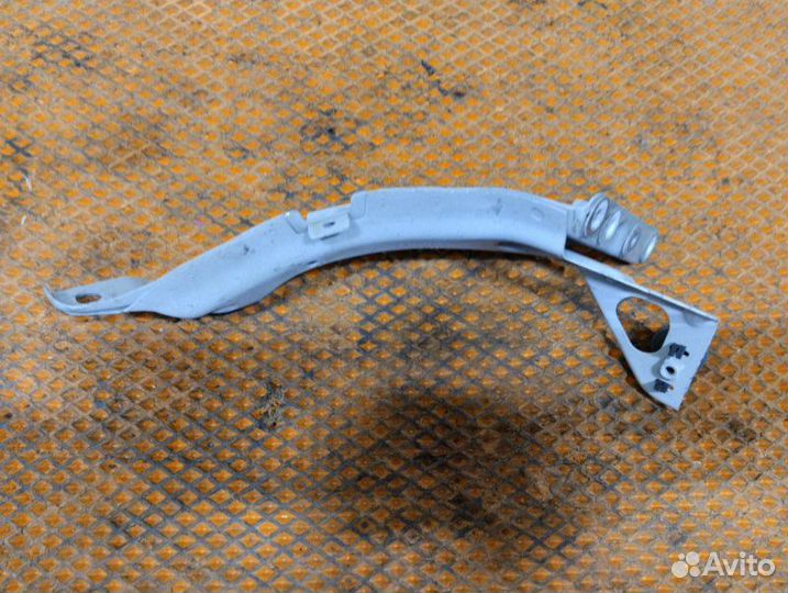 Кронштейн крепления крыла Audi A6 C7 C7 cgwb 2012
