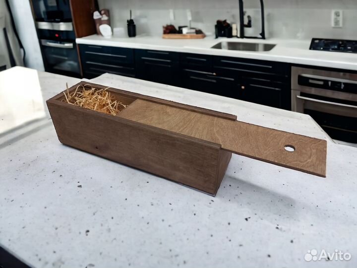 Деревянный ящик для вина