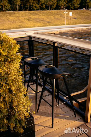 Прогулка на дизайнерском теплоходе 