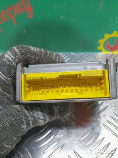 Блок управления Airbag SRS Mercedes W211 седан 1.8