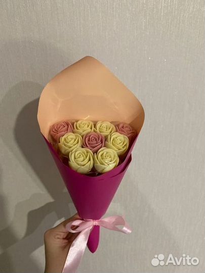 Букет из шоколадных роз