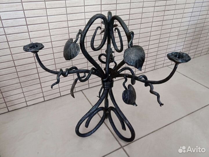 Подсвечник кованный