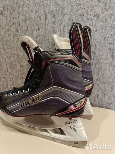 Хоккейные коньки bauer vapor x700 7,5 D(41,5 рус)