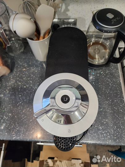 Кофемашина капсульного типа Nespresso