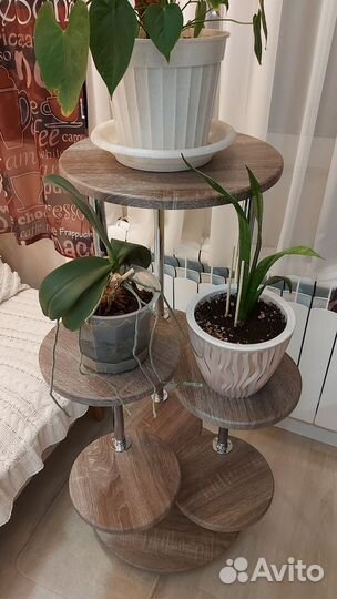 Этажерка для цветов Новая
