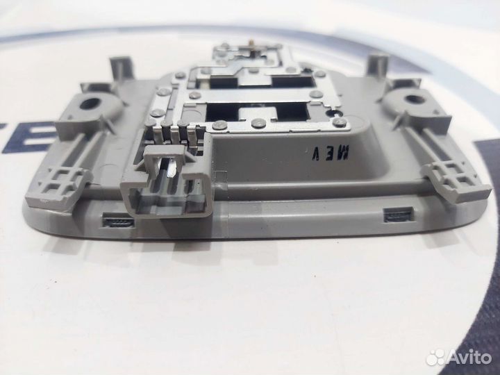 Плафон салонный задний Kia venga