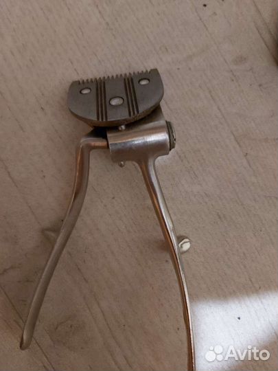 Машинка для стрижки волос советская