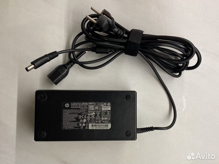 23.8” Монитор HP EliteDisplay E243d