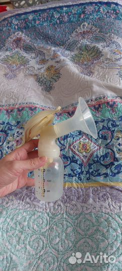 Молокоотсос medela