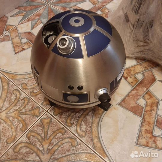 Сборная модель дройда R2D2