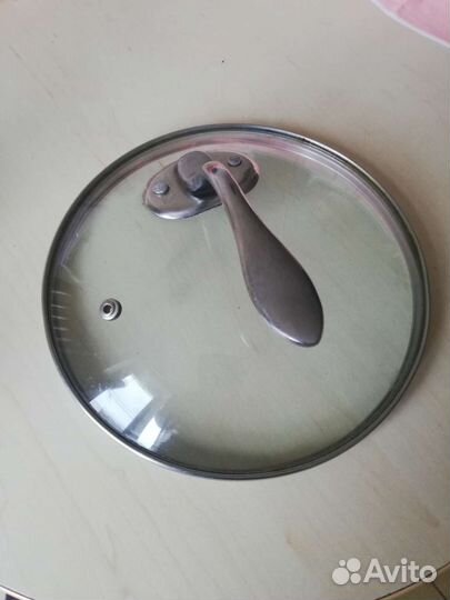 Крышка к двухлитровой кастрюле