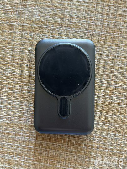 Магнитный пауербанк