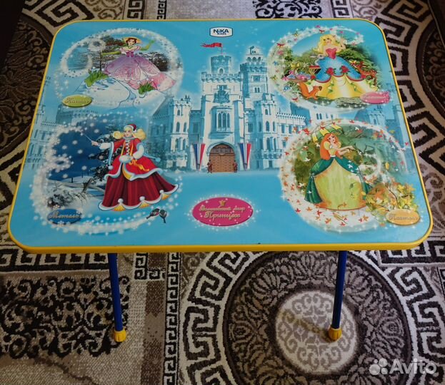 Комплект детской мебели стол и стул