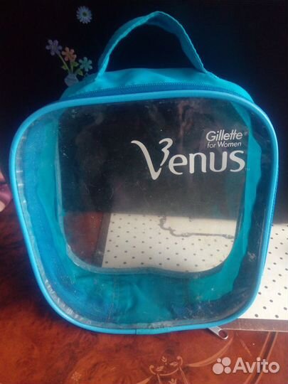 Косметички, сумочки дорожные