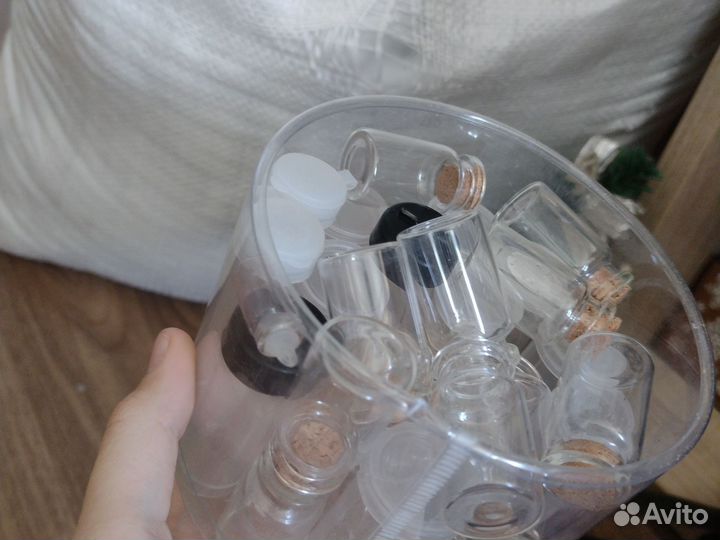 Стеклянные колбочки, баночки и пайетки