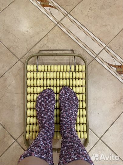 Массажёр для ног напольный