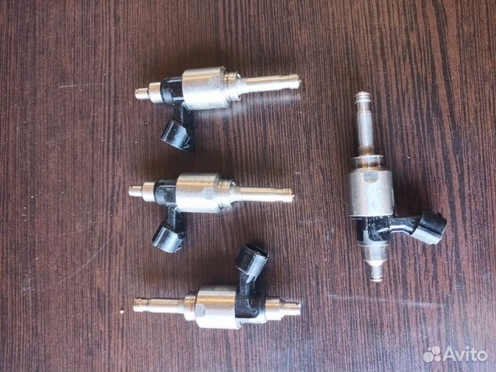 Форсунка топливная Toyota Highlander GSU50