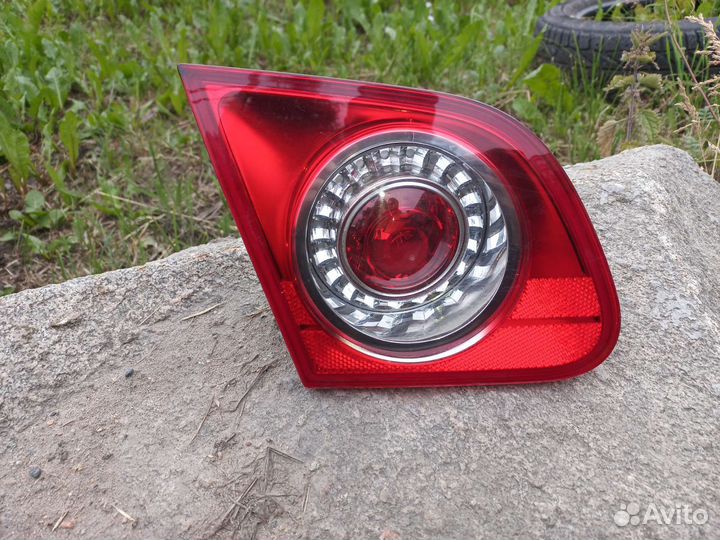 Задний фонарь passat b6