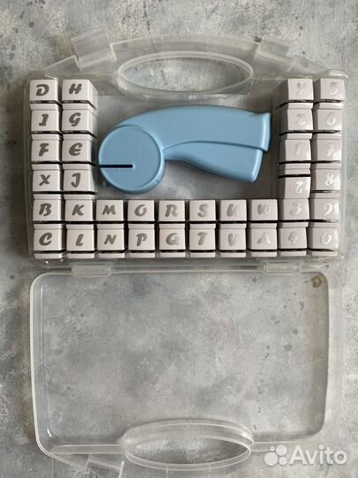 Дырокол Алфавит