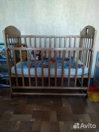 Детская кроватка 120x60