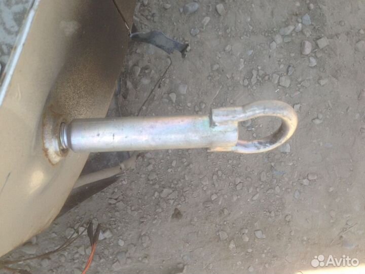 Крюк буксировочный Мазда 3