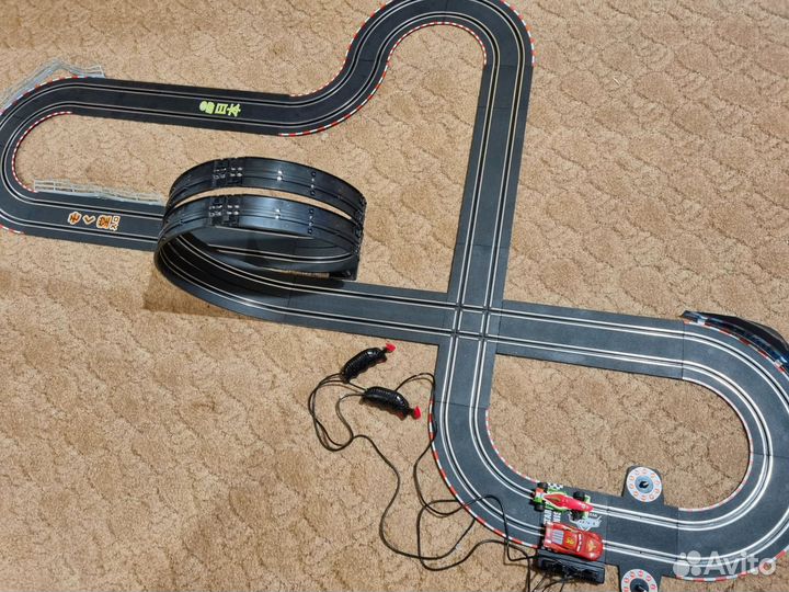 Гоночная трасса carrera go