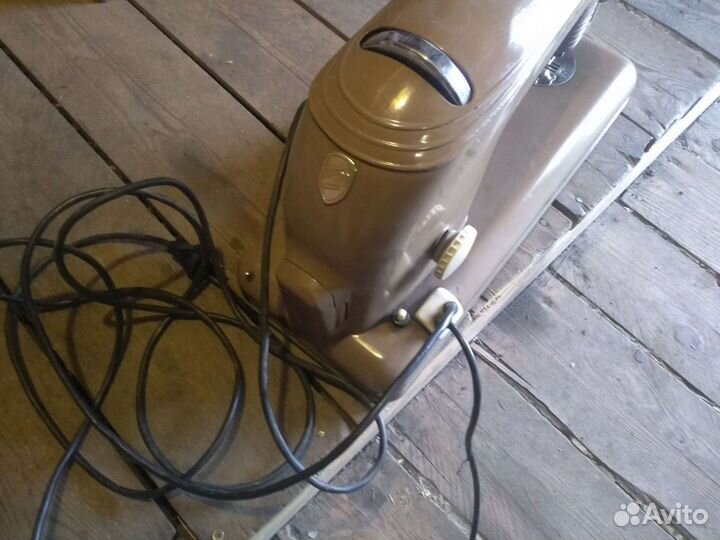 Швейная машина Тула. Модель 1